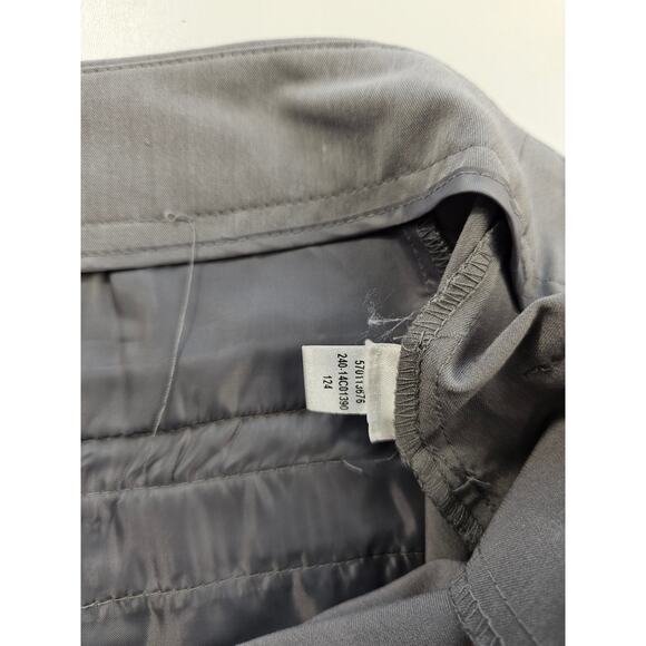 Chicos size 1 short PETITE (8) grey career business casual EUC high rise classy - Picture 3 of 7